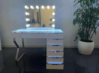vanity table