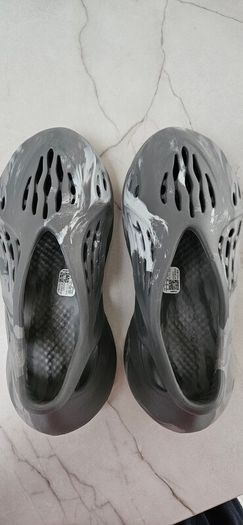 Yeezy foam runner