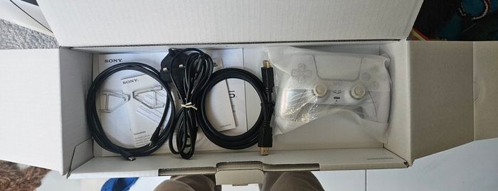 PlayStation 5 Disc Edition (1TB) - Excellent Condition + Official Controller