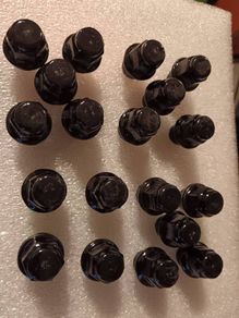 19 Bolt/Nut Version Cap Nut, with lockwasher M12 x 1,5 Internal Thread Size they are fresh  paited fits Toyota and many others  alloys