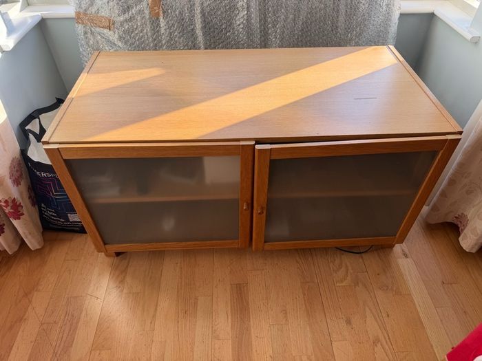 Ilea TV unit