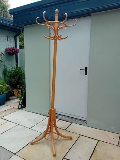 Wooden rotating coat stand
