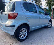 Toyota Yaris 2004