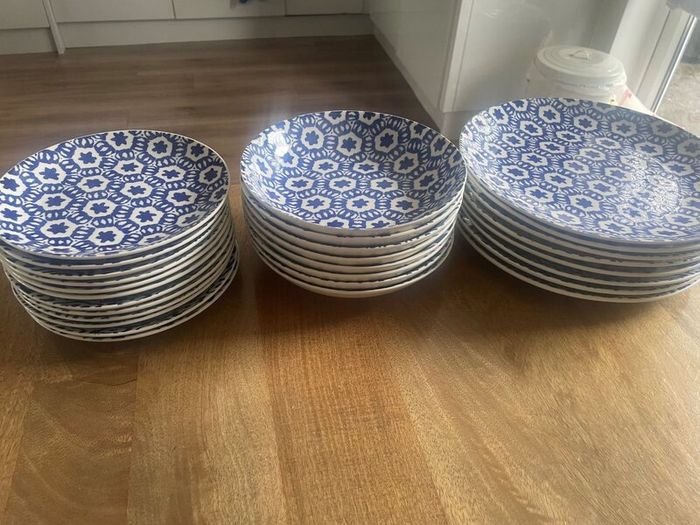 30-Piece Dinner set / Tableware