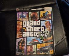 GTA V Official Strategy Guide (BradyGames) - Original Signature Series