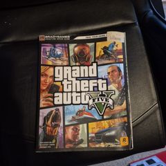 GTA V Official Strategy Guide (BradyGames) - Original Signature Series