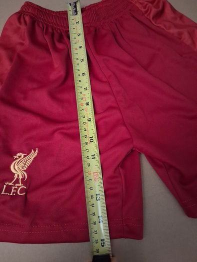 Liverpool Jersey and Shorts Set. Liverpool FC Home Kit.Age 9 to 11 Yesrs. Collect In Dublin Or Receive Via Post.