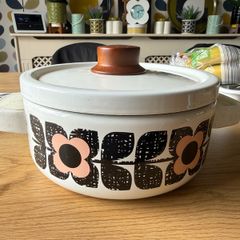 Orla kiely pot