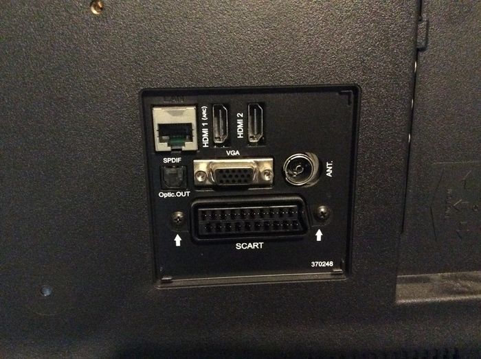 JVC 32 inch LED SMART Television with USB, 2 HDMI, Scart, WIFI connectivity in Perfect Condition