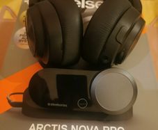 SteelSeries Arctis Nova Pro