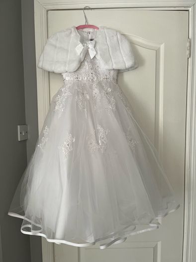 Communion Outfits/ Dresses