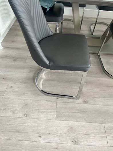 6 Dining Table chairs