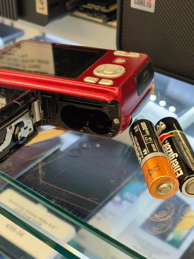 Canon Power Shot A480 10MP 3.3X Zoom Red Canon Digital Camera Canon Powershot/ Used