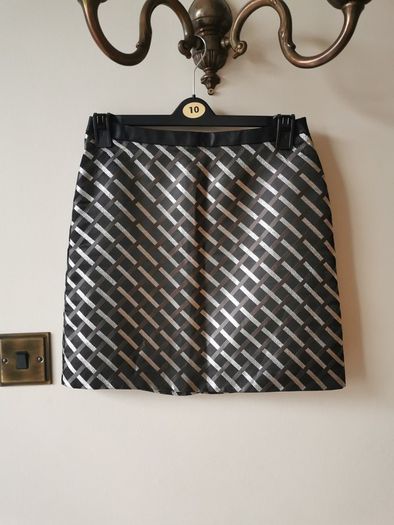 Oasis mini skirt