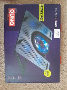 Laptop cooling stand