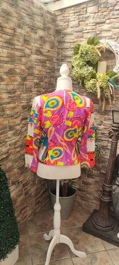 Vibrant print Italian blazer with gold button detail