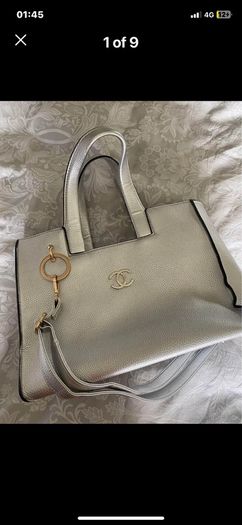Handbag  . Silver , Velvet inset .