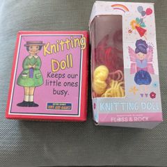 Knitting dolls