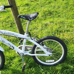 Girls bike