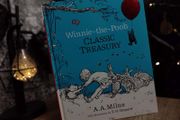 Winnie-the-Pooh ! Classic Treasury ! By A. A. Milne ! Hardcover ! 2017 ! by Egmont Publishing !