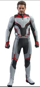 Hot Toys Tony Stark Avengers Endgame Team Suit 1/6 scale figure