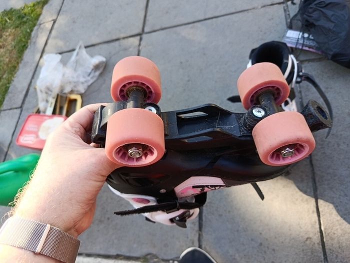 Girls skates, blades, pads and helmet