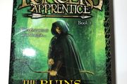 The Ruins of Gorlan (The Ranger's Apprentice, Book 1) by John Flanagan