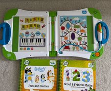 LeapFrog LeapStart Interactive Learning System + 2 Books