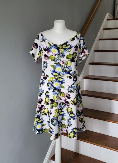 New Look white floral dress, Size 18