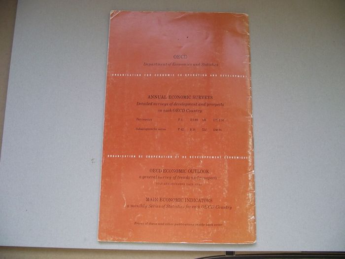 1968 'OECD Economic Surveys: Ireland'