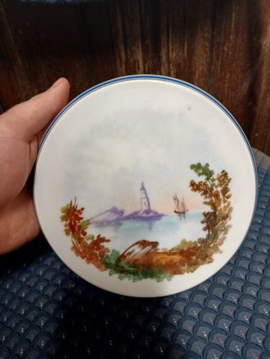 Teapot stand