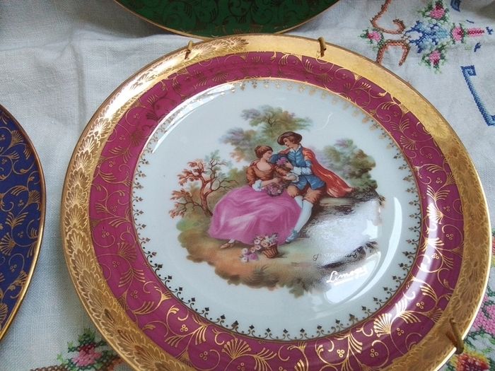 Limoges Cabinet Plates