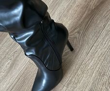 high heels boots