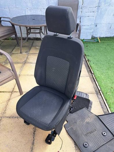 Ford tourneo connect drivers seat