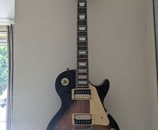 Bachuus Les Paul for sale. Beautiful and as new condition. No marks or scratches whatsoever. Bought for 600 euro from everest mu SD ic Bray last year. Never off the wall. PlYs great and everything works fine.