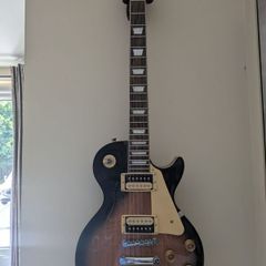 Bachuus Les Paul for sale. Beautiful and as new condition. No marks or scratches whatsoever. Bought for 600 euro from everest mu SD ic Bray last year. Never off the wall. PlYs great and everything works fine.