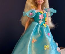 1995 Mattel Songbird Barbie Doll Incomplete