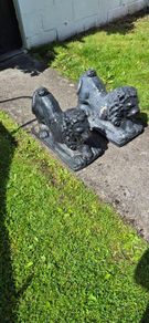 garden Lions ornaments