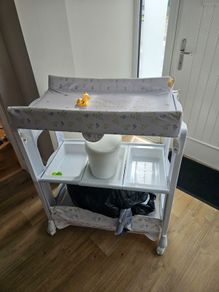 Changing table.