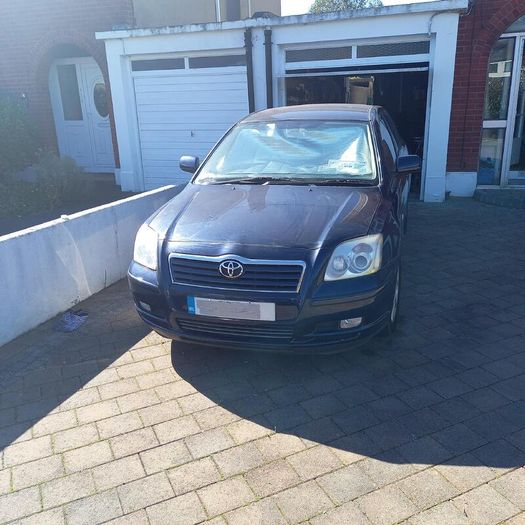 2005 Toyota Avensis