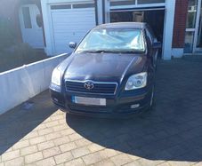 2005 Toyota Avensis