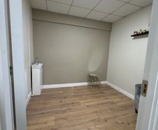 Treatment Room To Rent