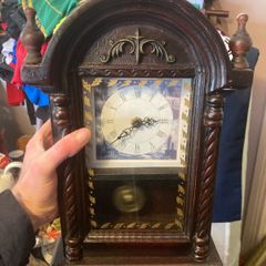 Victorian style mantle clock free postage
