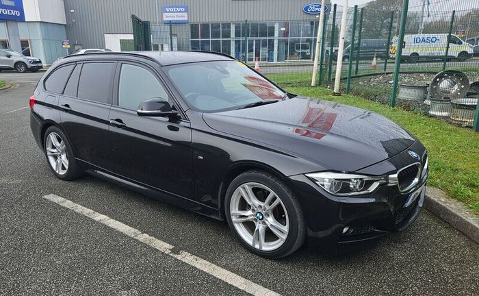 2016 BMW 320i, F31, estate - loaded with options