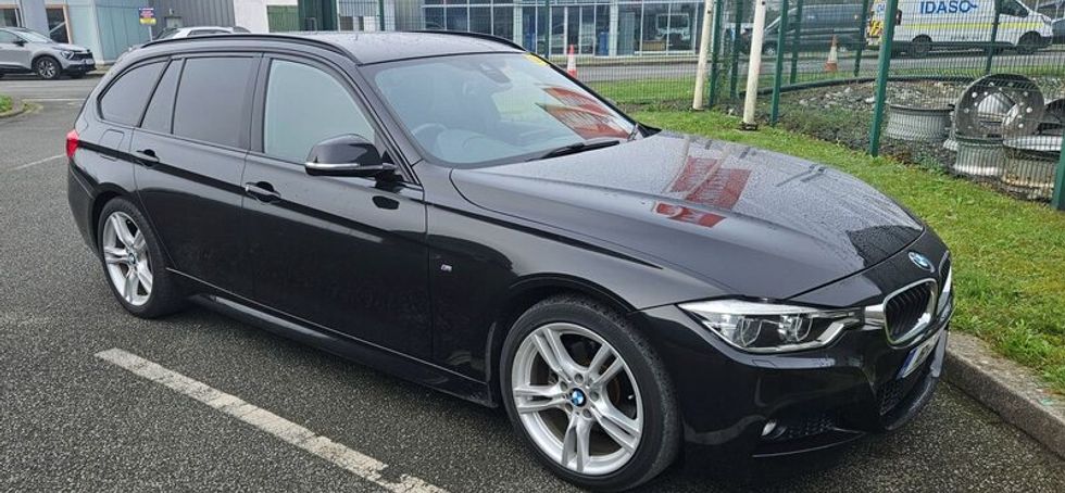 2016 BMW 320i, F31, estate - loaded with options