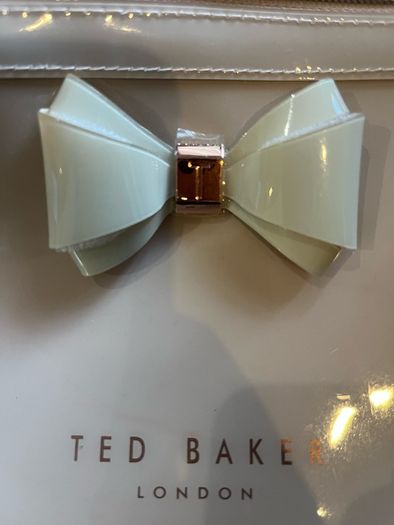 Ted Baker toiletries make up bag