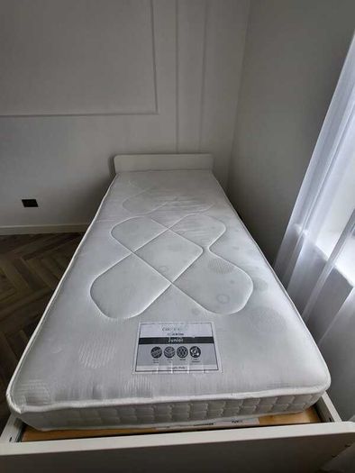 Kids bed with mattress