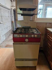 Vintage Parkinson Cowan Prince Gas Cooker 1960s Retro Mid-Century Film & TV Prop
