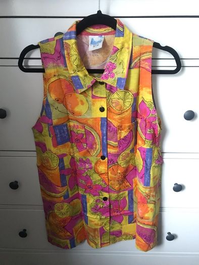 Vintage sleeveless blouse