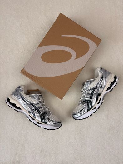 Asics Gel-Kayano
